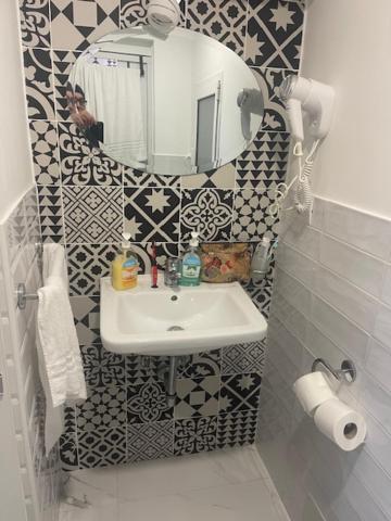 Guest house Int 1 *